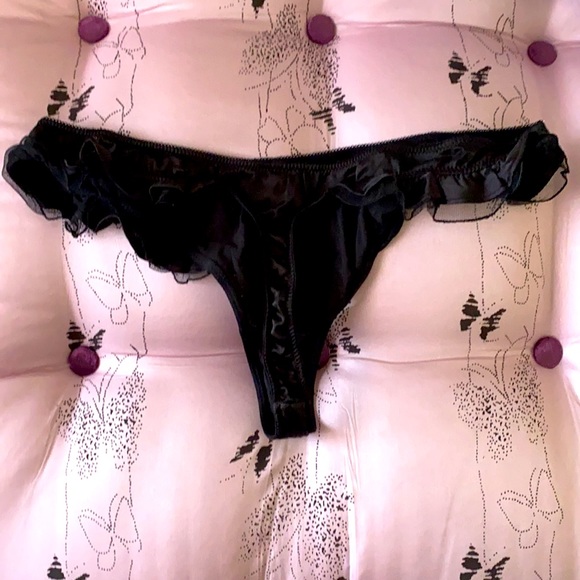 Black satin thong - Picture 3 of 4